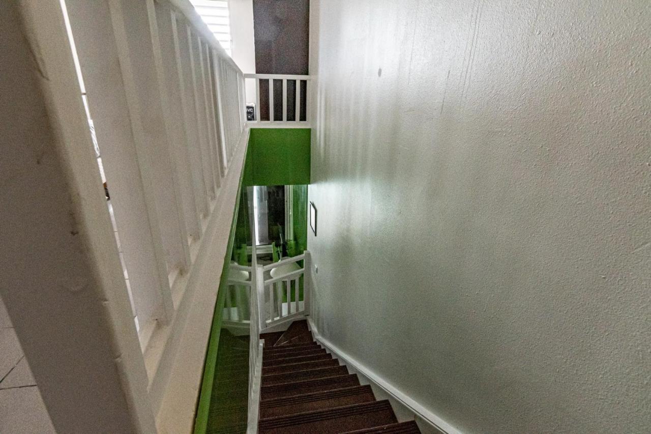 Studio En Duplex , Face A La Mer Ле-Гозье Экстерьер фото